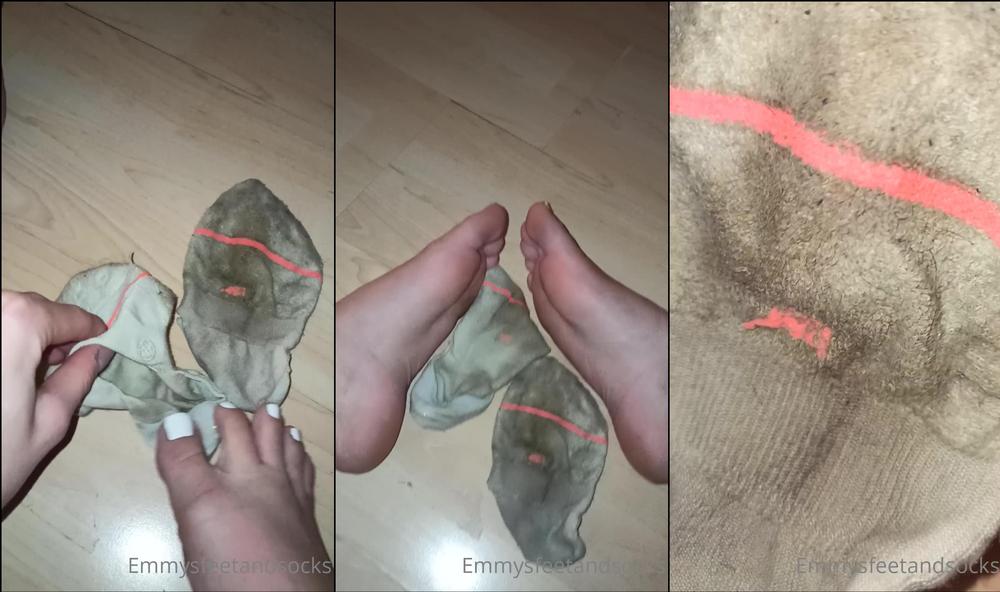 emmyfeetandsocks 06 03 2021 2048277262 What my socks look like after a couple of days on my feet 