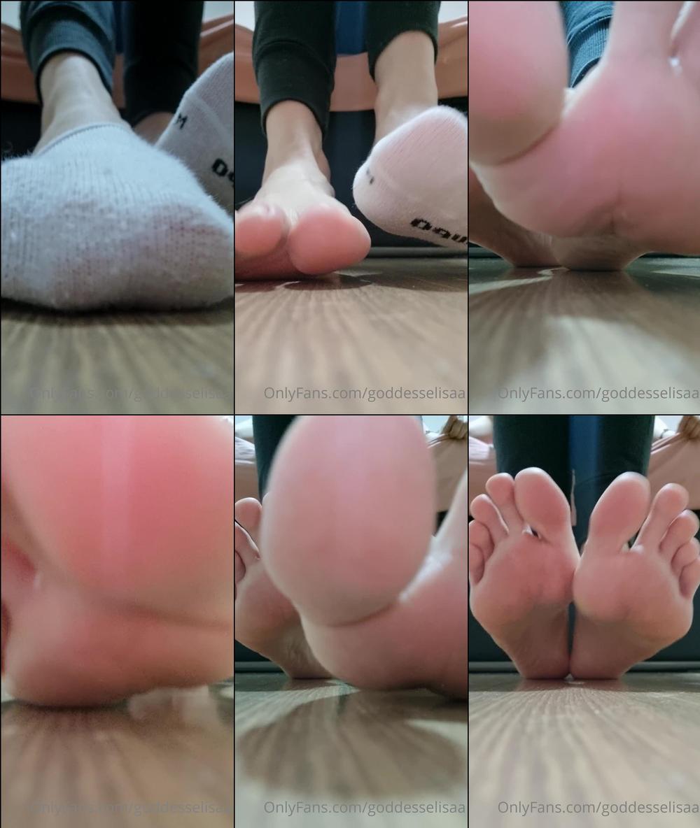 goddesselisaa 04 01 2023 2731875050 let s sniff some toes
