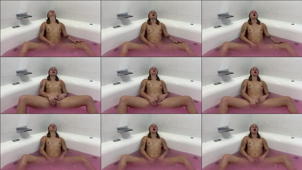 littleeviejones 04 12 2019 15483485 really enjoying my bath 1 30 min vid