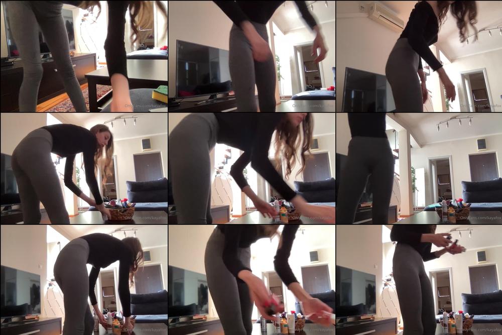 kayafox 135064897 2021 04 14 secret footage of myself sorting my stuff in no make up and homewear lol.
