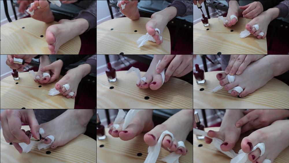 Foot fetish; toe nail painting & wiggles - August 21, 2019