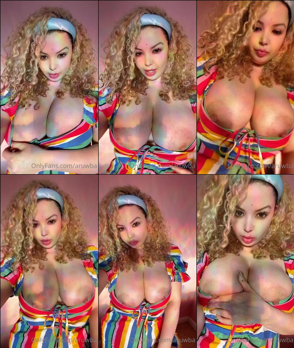 aruwba 07 10 2020 1033527631 A sunny soft boob reveal âï¸ Tip for some treats in your DM  donât forget to 