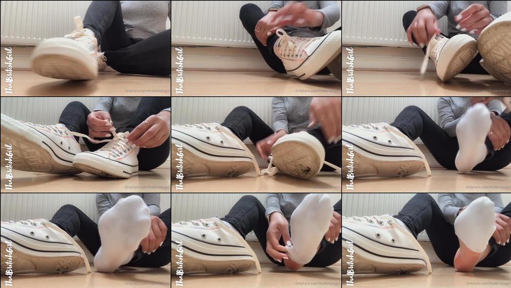 thatbritishgirl 02 05 2021 2098667843 Come peel my shoes and socks off