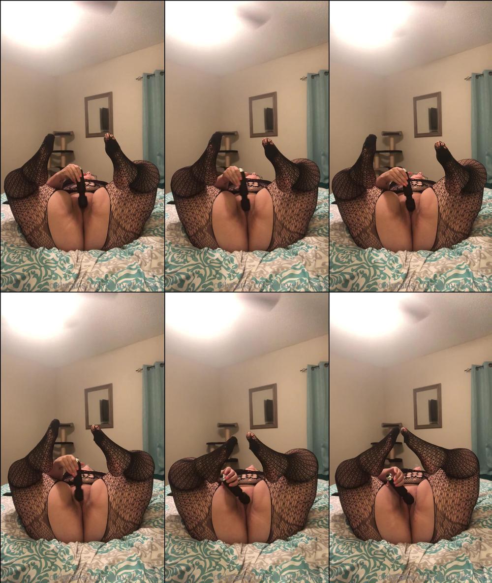 envykellsx3 02 05 2019 30541961 Toy play in fishnets part 1