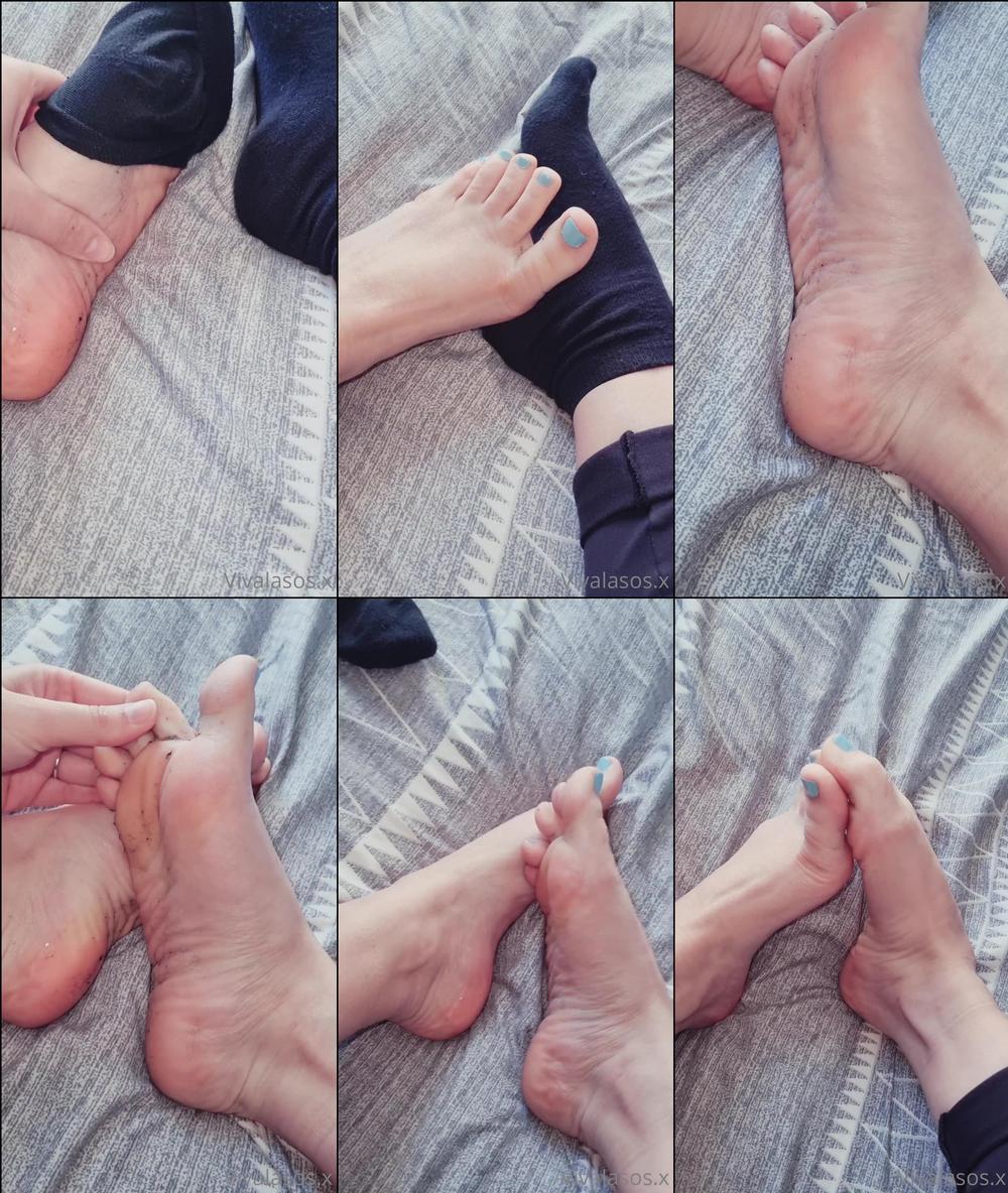 vivalasosx 300672540 2022 04 01 it s been a minute... so i feel like treating you fluffy fridays anyone my feet have been super