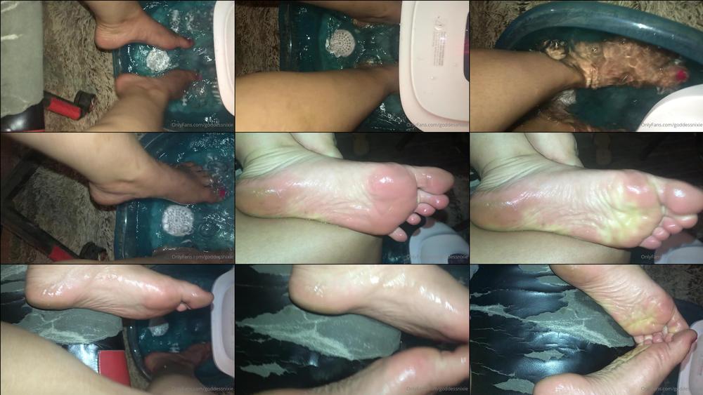goddessnixie 09 07 2020 515969282 All you foot bitches better tip me good after seeing my hot sexy soles from giving myself 