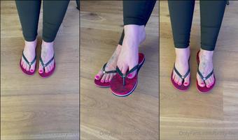 britty feet 06 08 2023 2970225814 flip flops dangling for my boys (britty-feet)