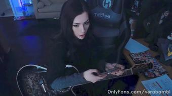 verabambi 20 05 2020 341786424 stream started at 05 20 2020 07 39 pm just here for a chat this is not a show stream so p (verabambi)