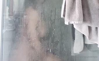 xxnguyenkitty 18 12 2020 1475996482 come join me wash my body in the shower this morning tips likes are appreci (xxnguyenkitty)