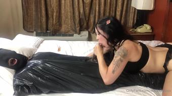 wacksackxxx 12 06 2021 2134391187 EXTENDED SIDE CAM FOOTAGE  Hexxxica Diavola BJ   [Still Frame   Vid   Pics] The full scene (wacksackxxx)