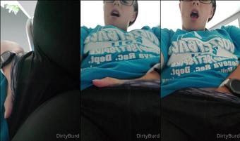 dirtyburd07 11 09 2020 834750589 Had a zoom meeting this and decided to get frisky under my desk hoping the people on the c (dirtyburd07)