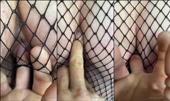 olivia vv 02 09 2023 2999086258 scintilla01 fingering my sweet pussy through my fishnets (olivia_vv)