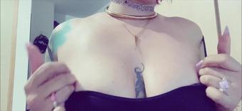 imnotpandora 843247229 opening customs requests for december so i can pay my medical expenses if you ever wanted custom content from me just hmu  (imnotpandora)