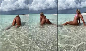 rosemaryjanexo 03 10 2020 1011638546 slow motion in the ocean for ya  (rosemaryjanexo)