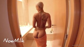 noemilkofficial 13 09 2021 2219789540 The cameraman got so hard watching me while I touch myself in the bathtub that I couldn't  (noemilkofficial)