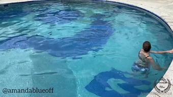 queen_shakti 14 03 2021 2054435959 Morning swim in my new bikini â¤ï¸â¤ï¸ (queen_shakti)