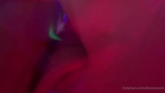 bloomroom 11 11 2020 1235894326 teaser teasing the fuck out of you in one minute so fucking hot can t stop moan (bloomroom)