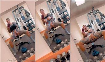 prettyh0e 25 08 2023 2992435557 so horny after i workout (prettyh0e)