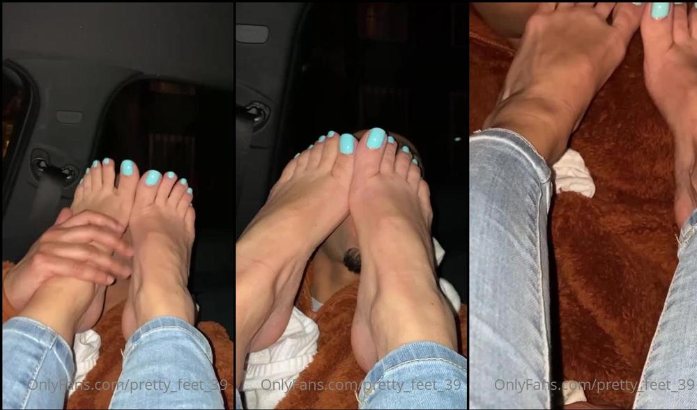 pretty_feet_39 04 06 2021 2127558010 He loves when I finish work after a long day in sneakers and socks   Watch how he enjoys a