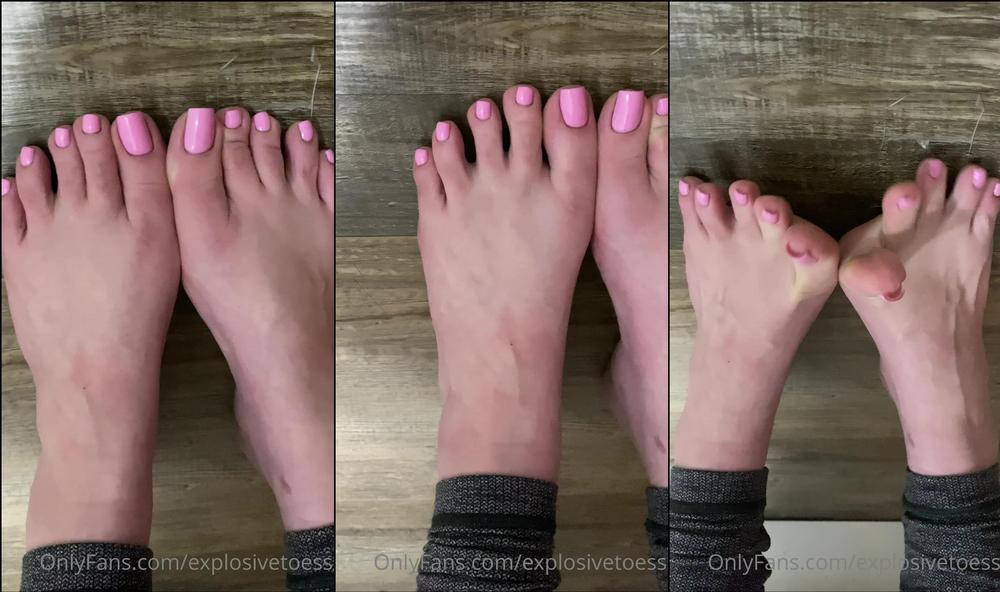 explosivetoess 09 02 2022 2358384975 Press play  my toes are so cute I canât handle it