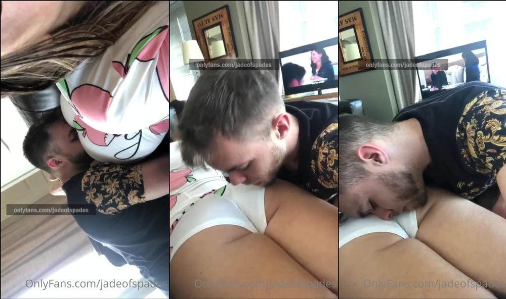 jadeofspades 10 07 2020 518103719 made hubby get on his knees to smell worship my ass. all of you cuckys would be fucking 