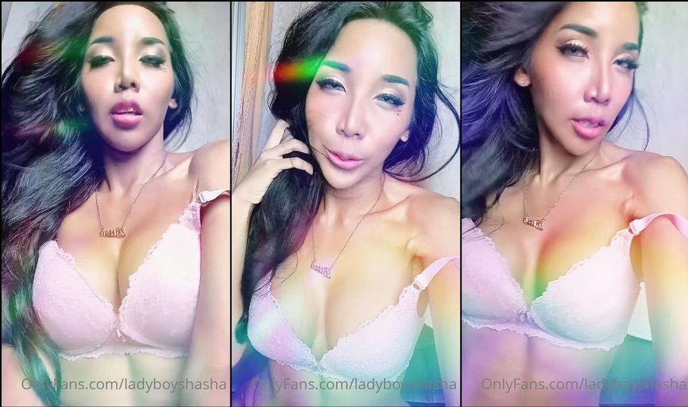 ladyboyshasha 26 03 2021 2065297395 Happy Friday my loves Hope you have a good Friday and great weekend New video with @sony