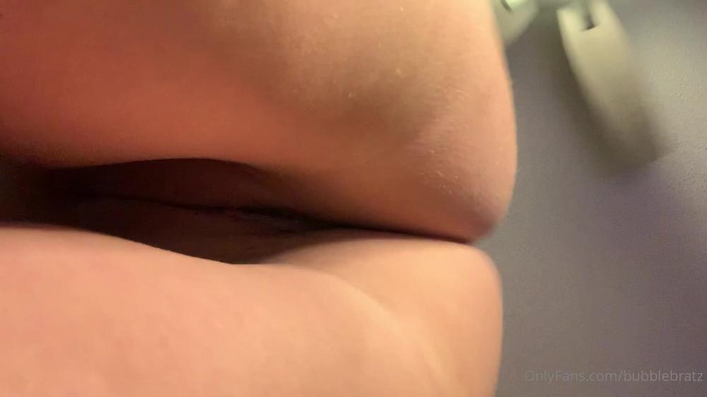 bubblebratz 02 10 2021 2235964932 POV  the only open seat is your face