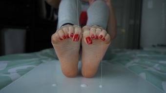 Cummy Feet Play - Red Nails - January 26, 2020 (Imilia Audley)